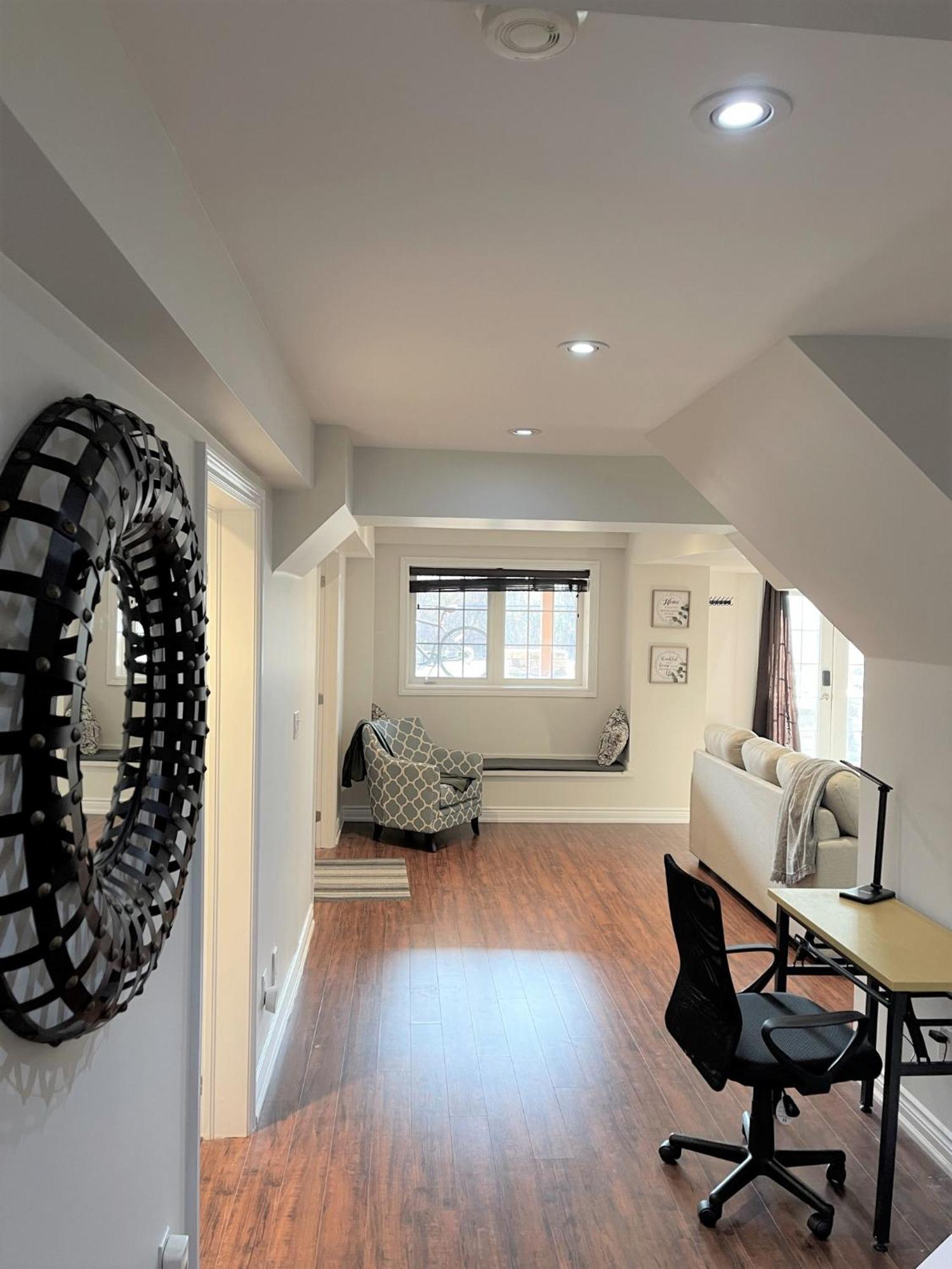 Cozy Lovely Ravine Facing Suite. Мисисага Екстериор снимка